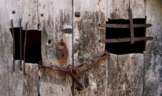 Les défenses psychologiques saturniennes